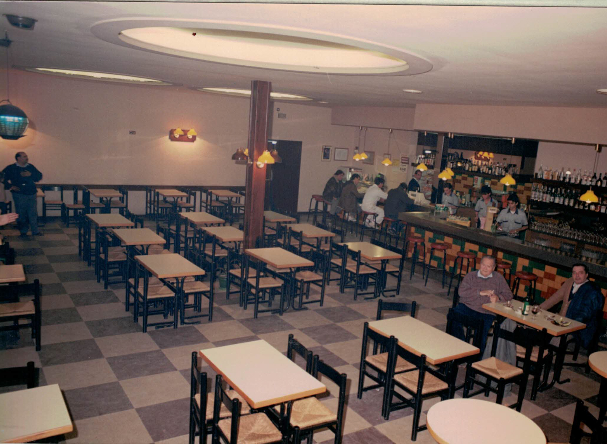 Galeria imatges antigues el Centre el menjador